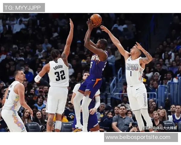 中距离命中率排行榜揭晓莺歌领衔东契奇紧随其后布克杜兰特SGA表现不俗