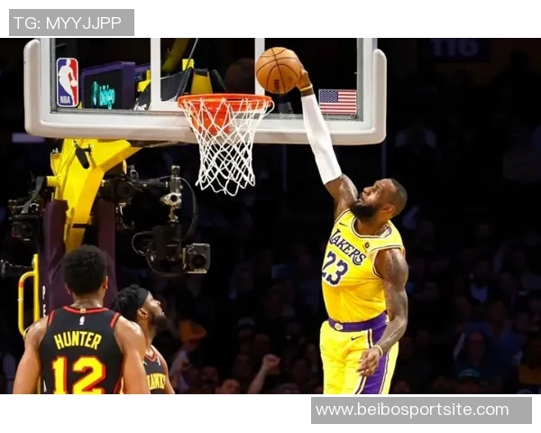 CC单场豪取30分5板10助3断3帽上一位东部球员是09年詹姆斯